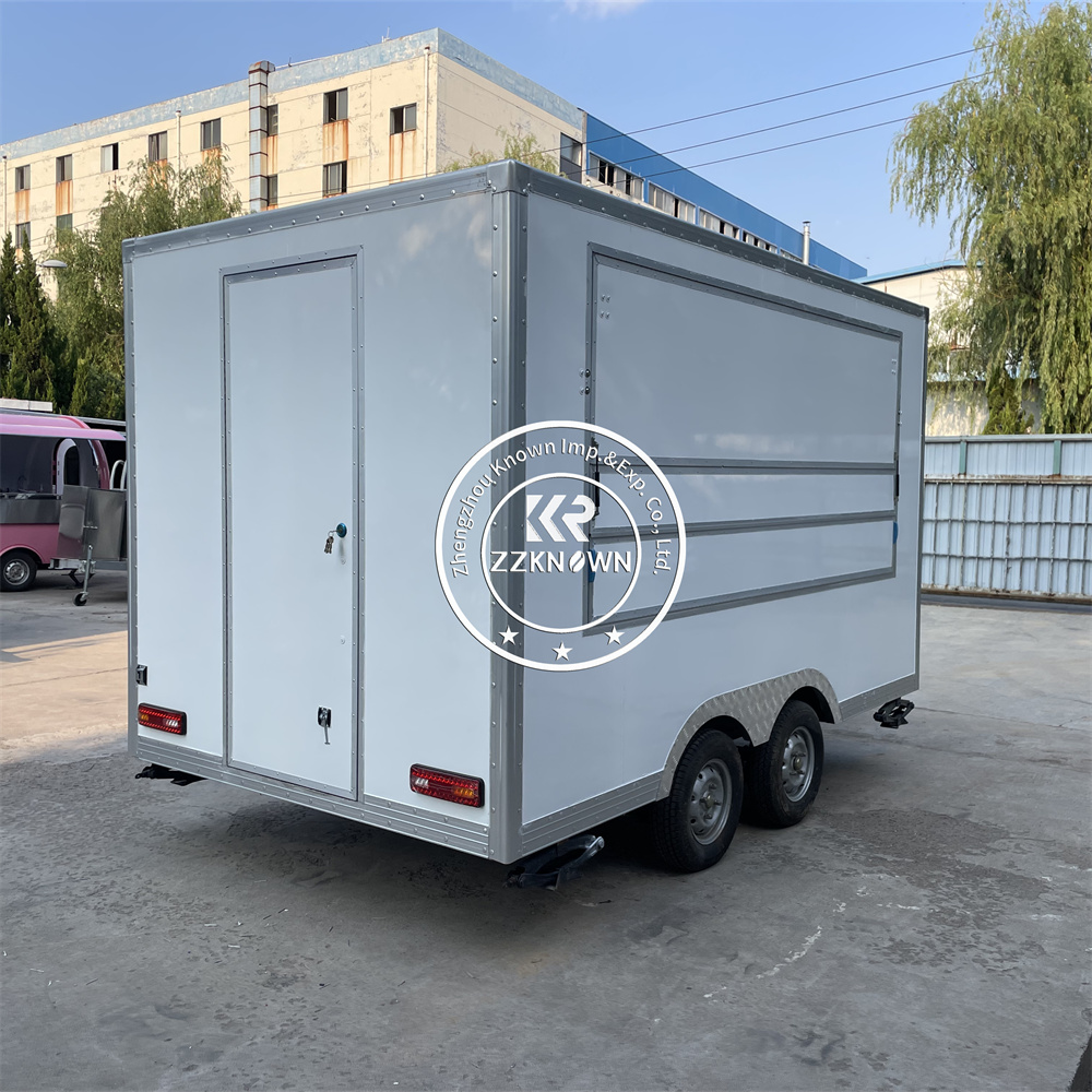 Moderne custom foodtruck voor  - Coffee Van Equipment recensie en prijs